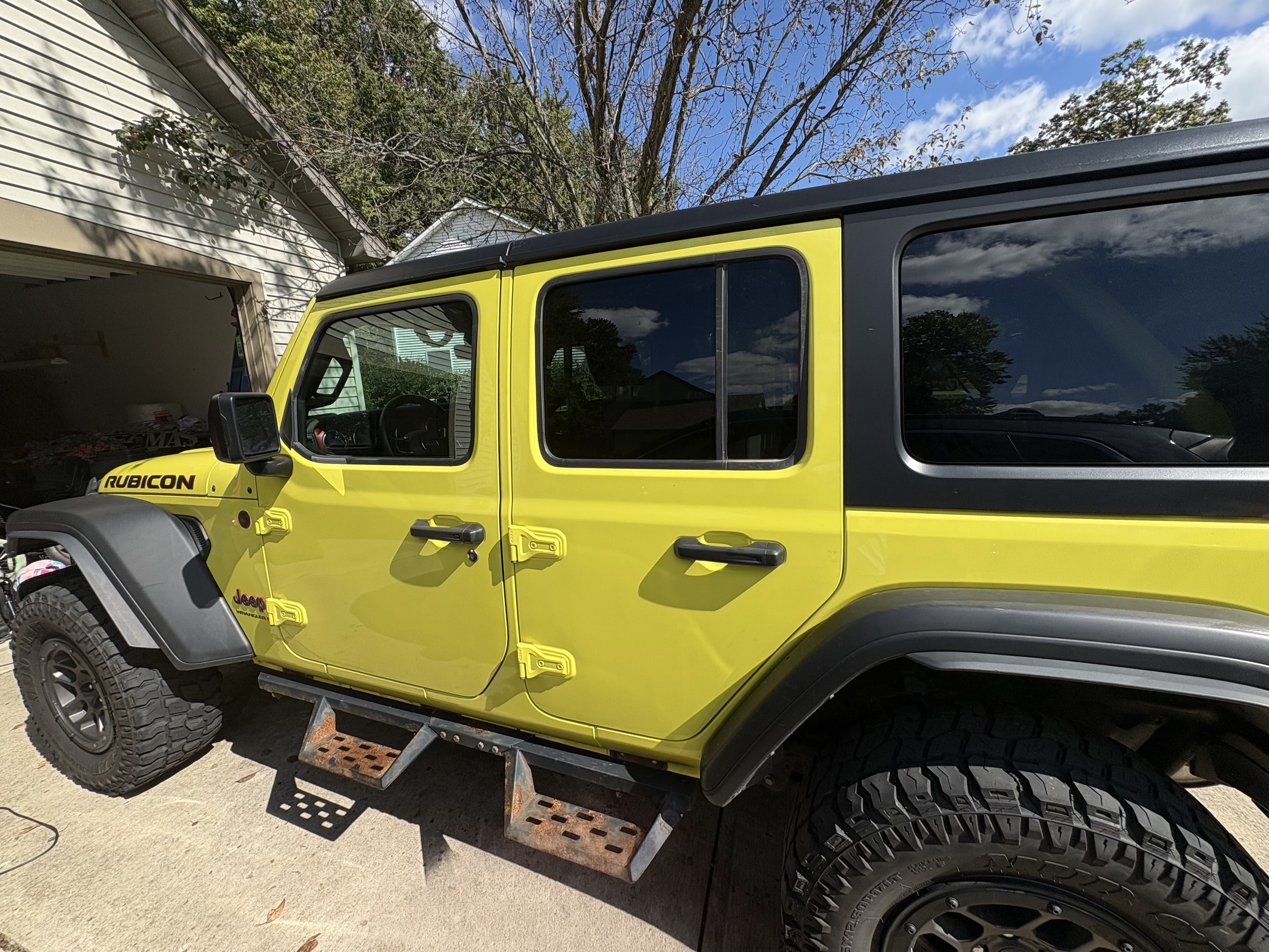 Used 2023 Jeep Wrangler Unlimited Rubicon w/ Xtreme 35 Tire Package AWD/4WD image 6