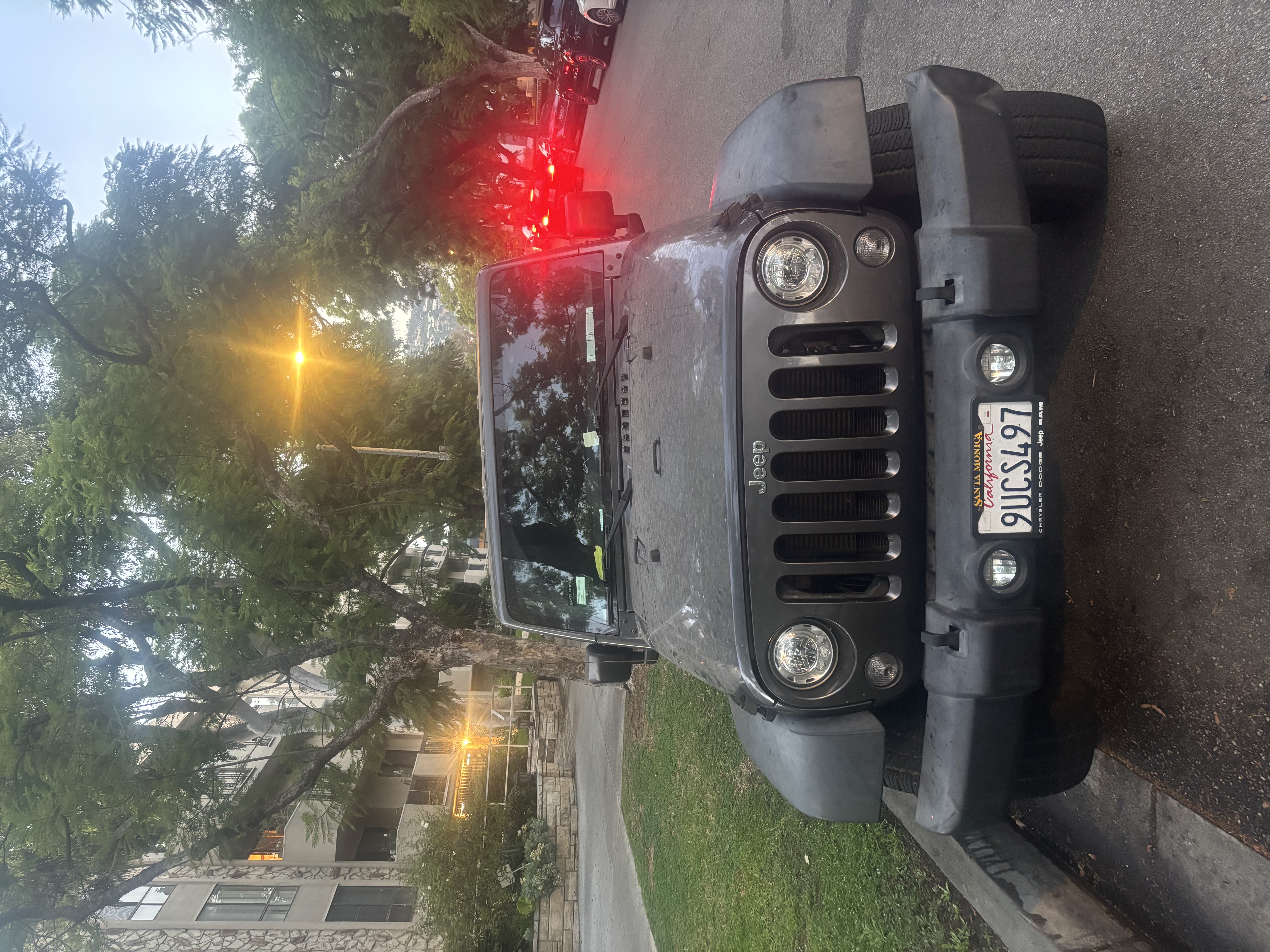 Used 2018 Jeep Wrangler Unlimited Sport S AWD/4WD image 1
