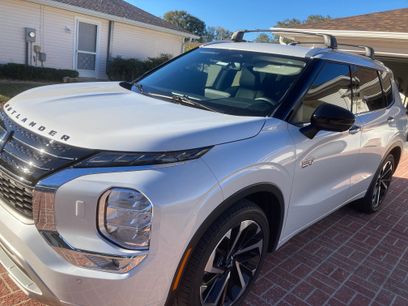 Used 2024 Mitsubishi Outlander 4WD Plug-In Hybrid
