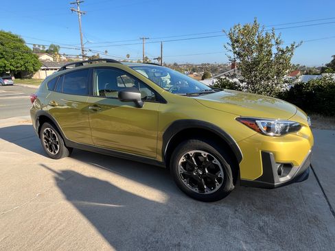 Used 2021 Subaru Crosstrek 2.0i AWD/4WD image 4
