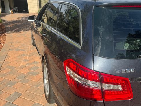 Used 2012 Mercedes-Benz E 350 4MATIC Wagon image 5