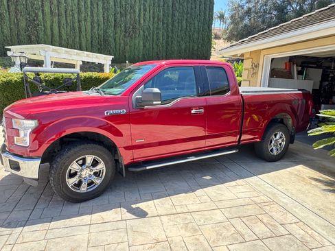 Used 2015 Ford F150 XLT w/ Equipment Group 302A Luxury AWD/4WD image 2