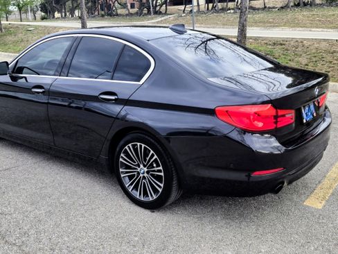 Used 2017 BMW 530i image 5