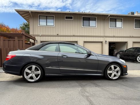 Used 2011 Mercedes-Benz E 550 Cabriolet image 17