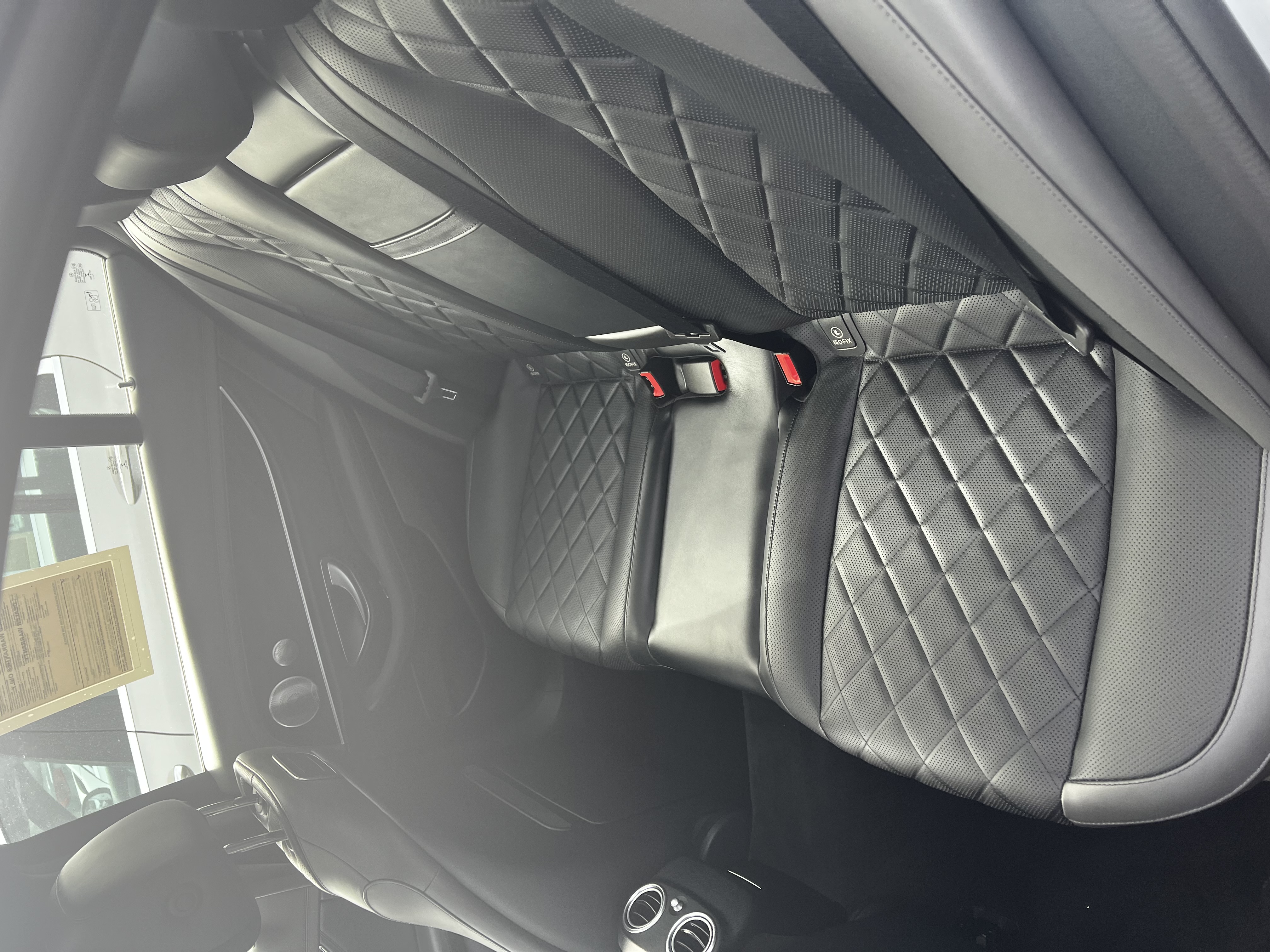 Used 2018 Mercedes-Benz E 400 4MATIC Sedan image 11