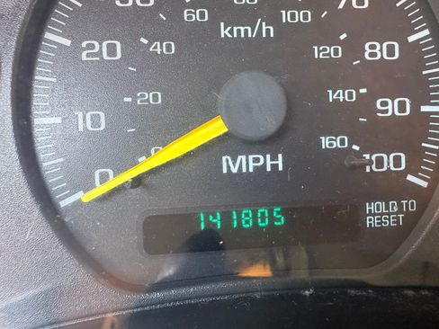 Used 2001 Chevrolet S10 Pickup 2WD Regular Cab image 5