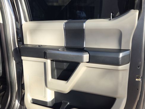 Used 2018 Ford F250 XLT image 17