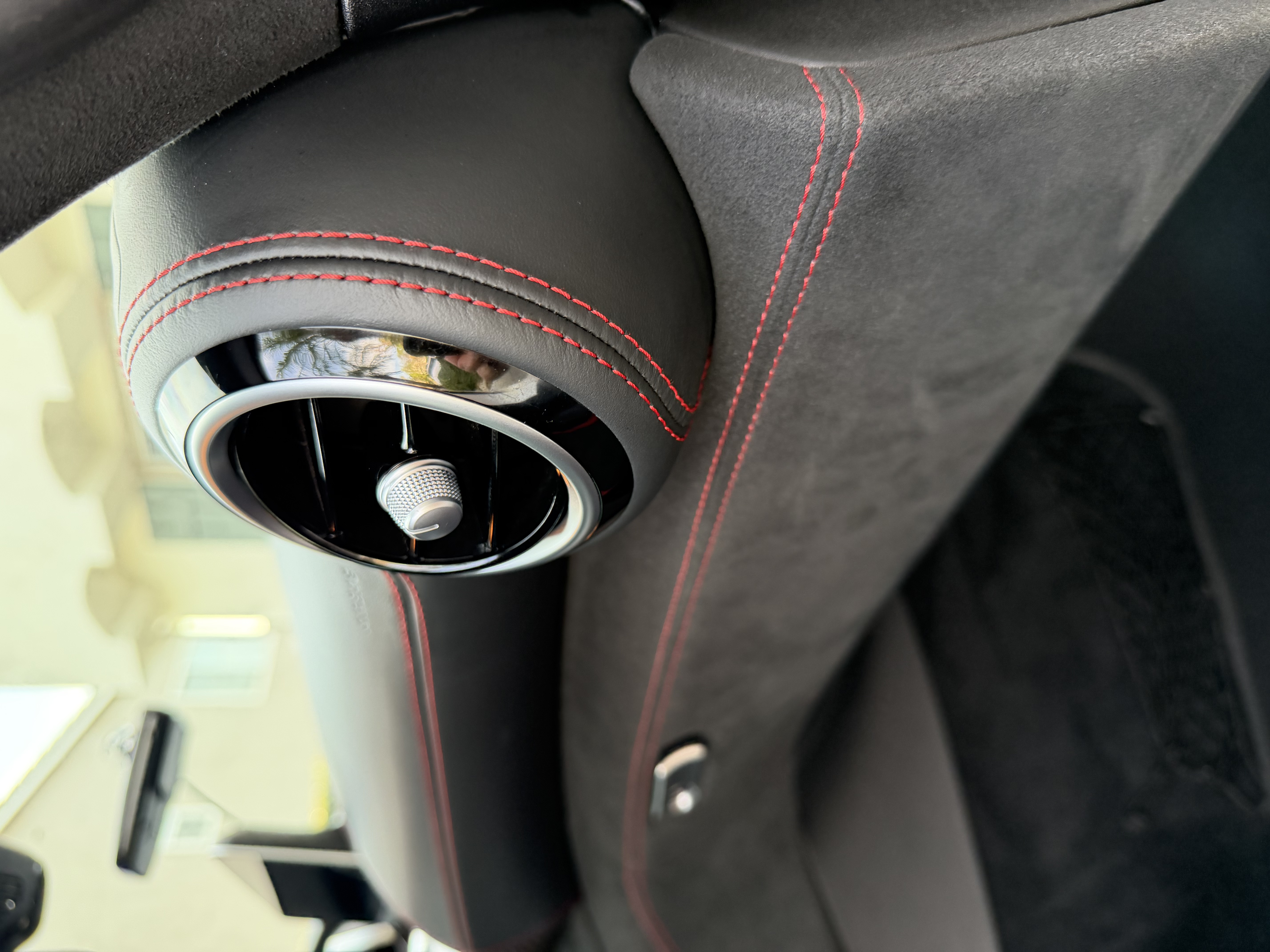 Used 2016 Mercedes-Benz AMG GT S w/ Exclusive Interior Package image 26