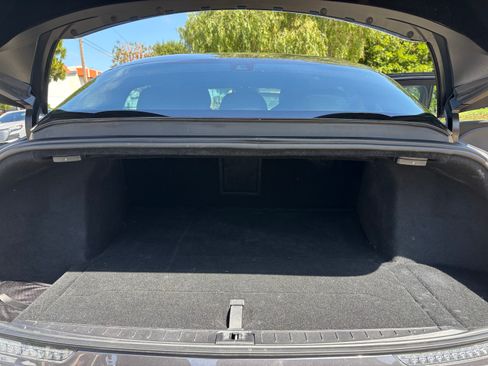 Used 2024 Lucid Air Pure RWD image 17