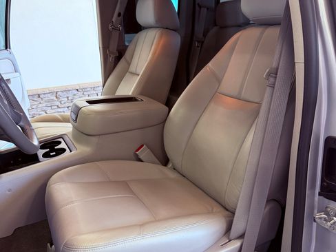 Used 2013 GMC Sierra 1500 SLT w/ Max Trailering Pack image 18