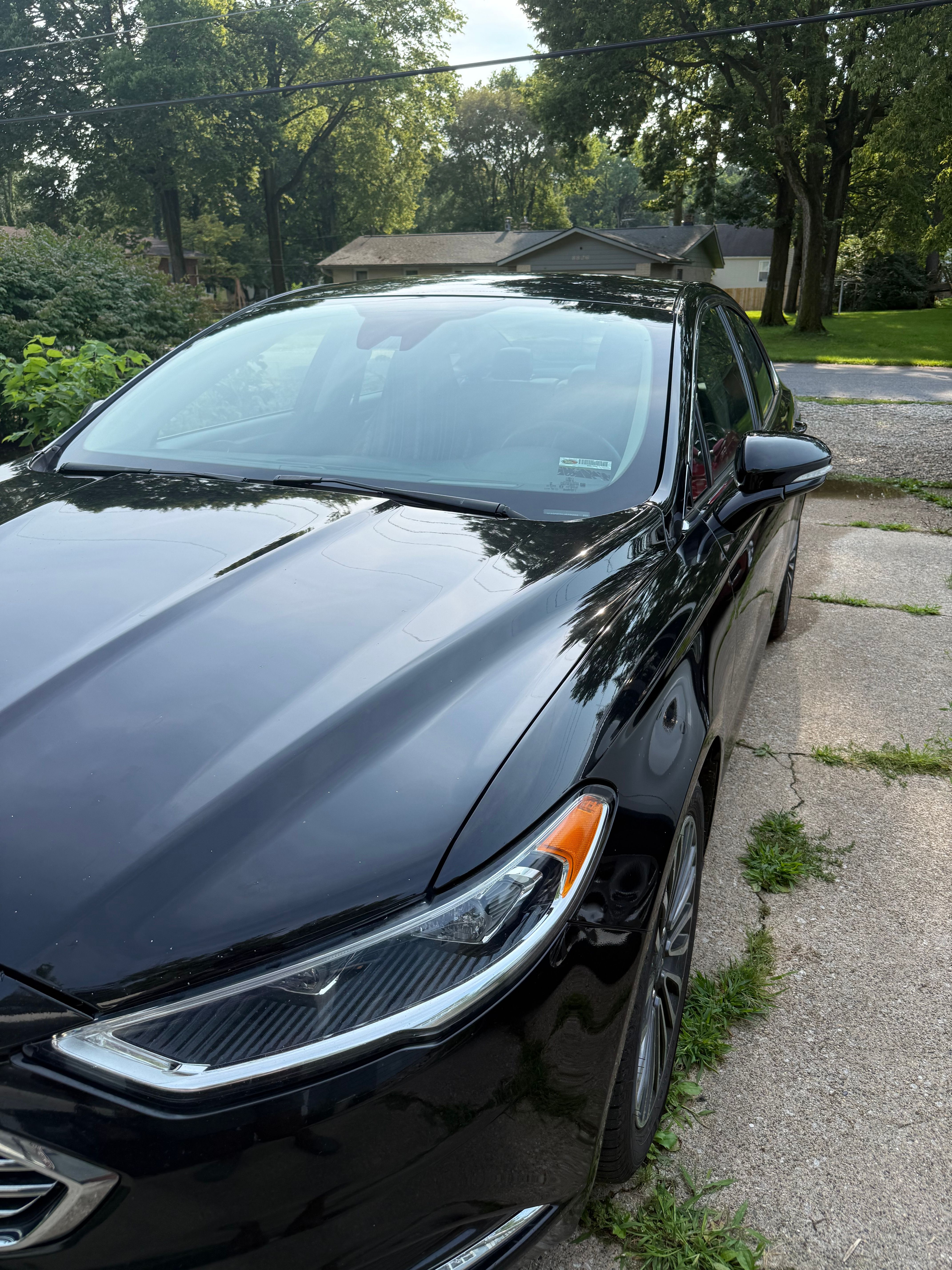 Used 2018 Ford Fusion SE w/ Fusion SE Technology Package AWD/4WD image 1