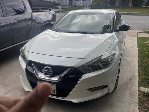 Used 2017 Nissan Maxima 3.5 SV image 3