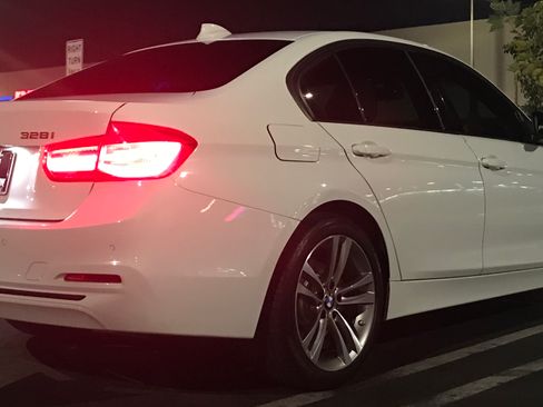 Used 2016 BMW 328i Sedan image 8