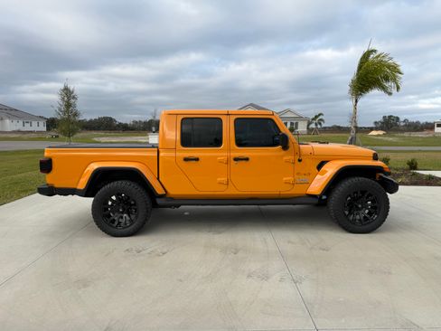 Used 2021 Jeep Gladiator Overland w/ Popular Equipment Package image 6