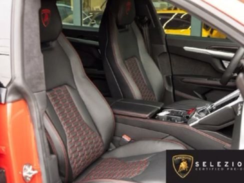 Used 2020 Lamborghini Urus image 15