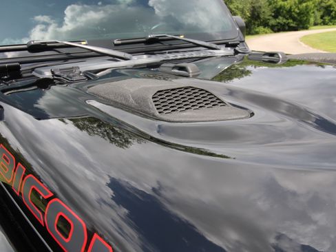 Used 2020 Jeep Gladiator Rubicon image 12