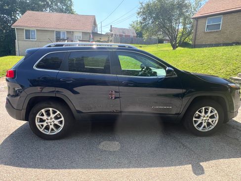 Used 2014 Jeep Cherokee Latitude AWD/4WD image 1