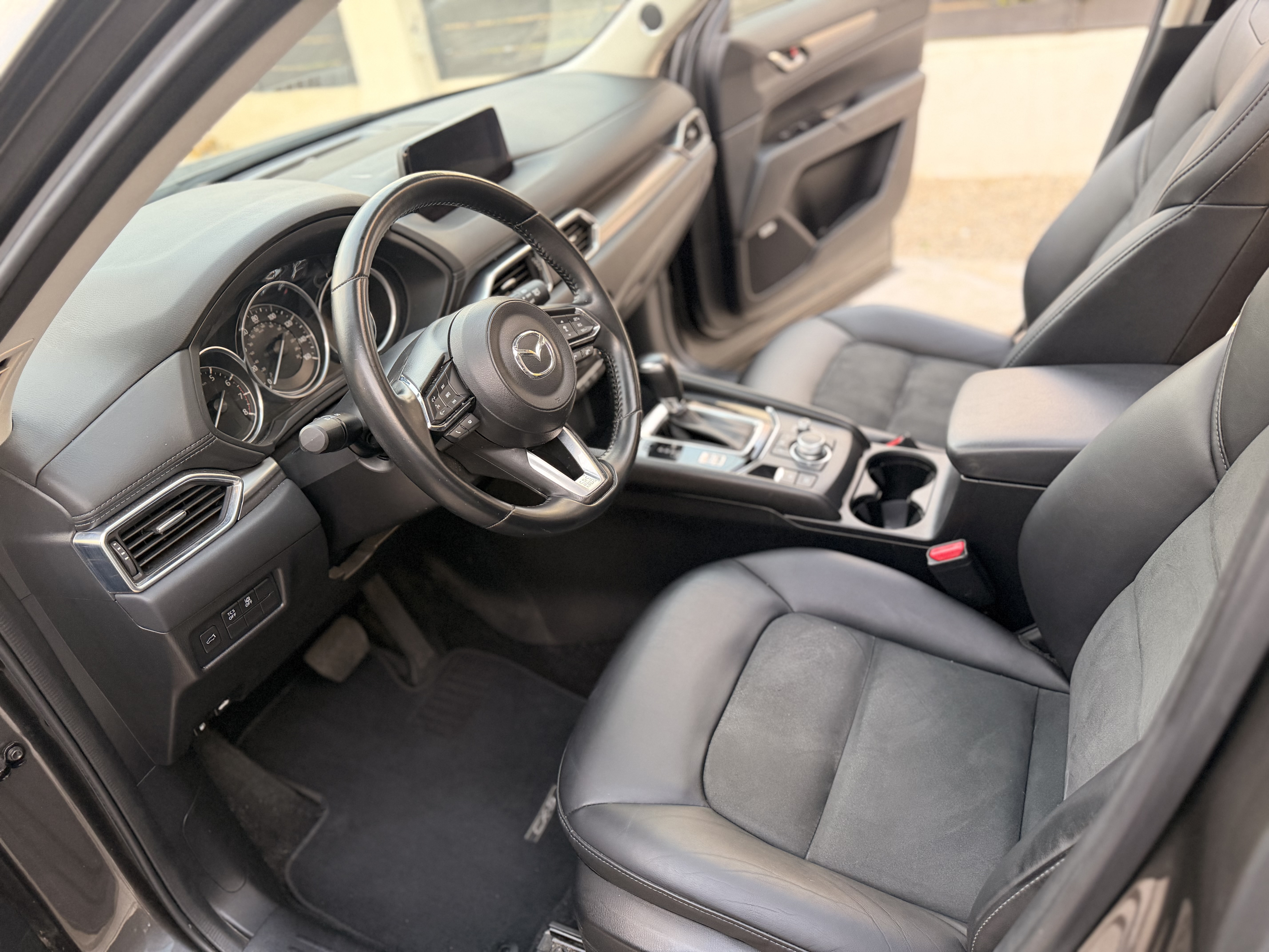 Used 2019 MAZDA CX-5 Touring FWD image 8