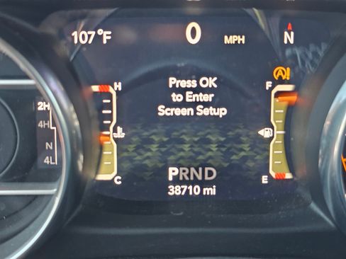 Used 2019 Jeep Wrangler Unlimited Sahara image 22