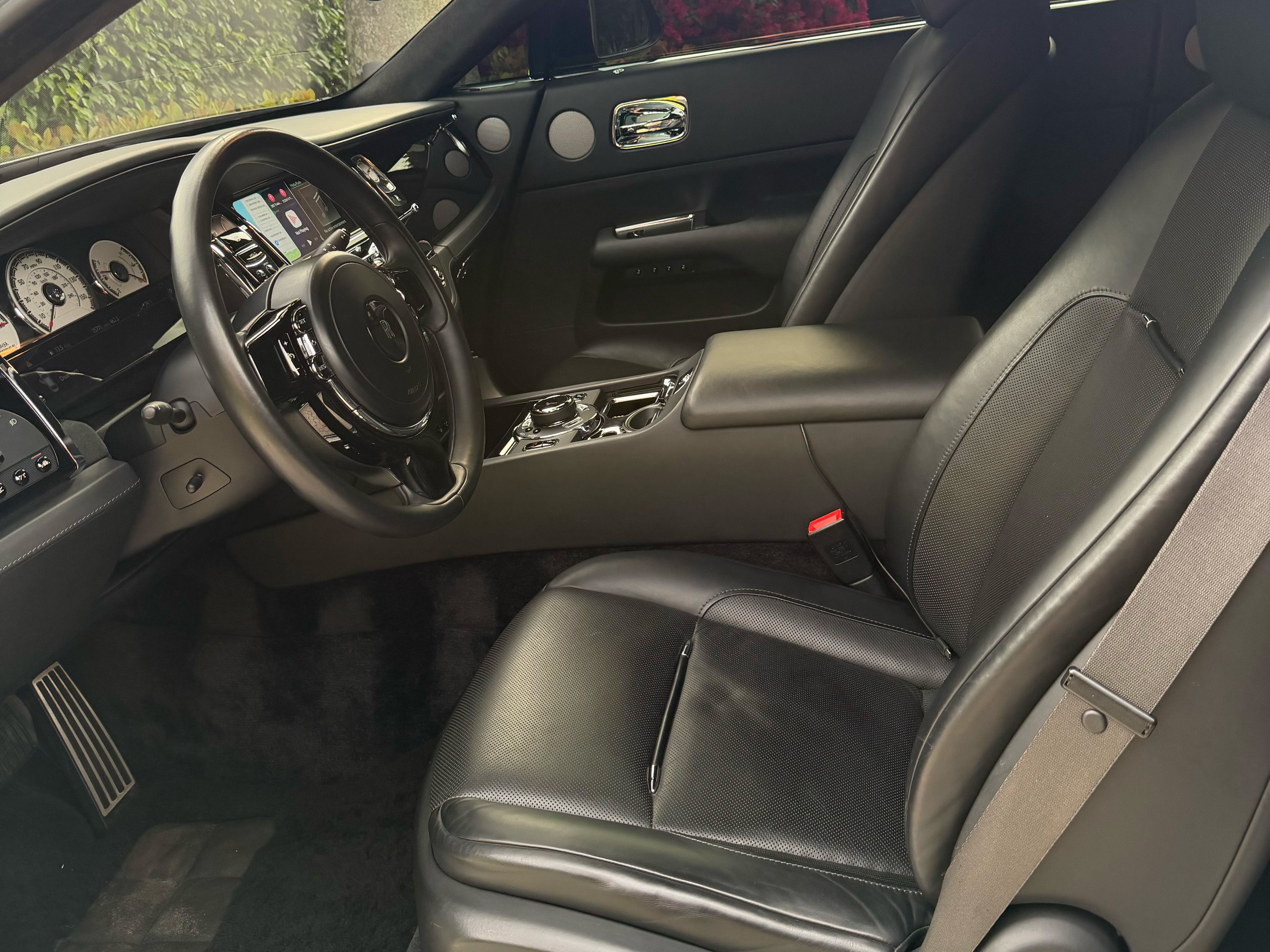 Used 2018 Rolls-Royce Wraith RWD image 12