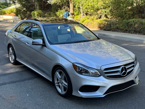 Used 2014 Mercedes-Benz E 350 Sedan image 4
