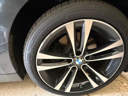 Used 2018 BMW 330e RWD image 13