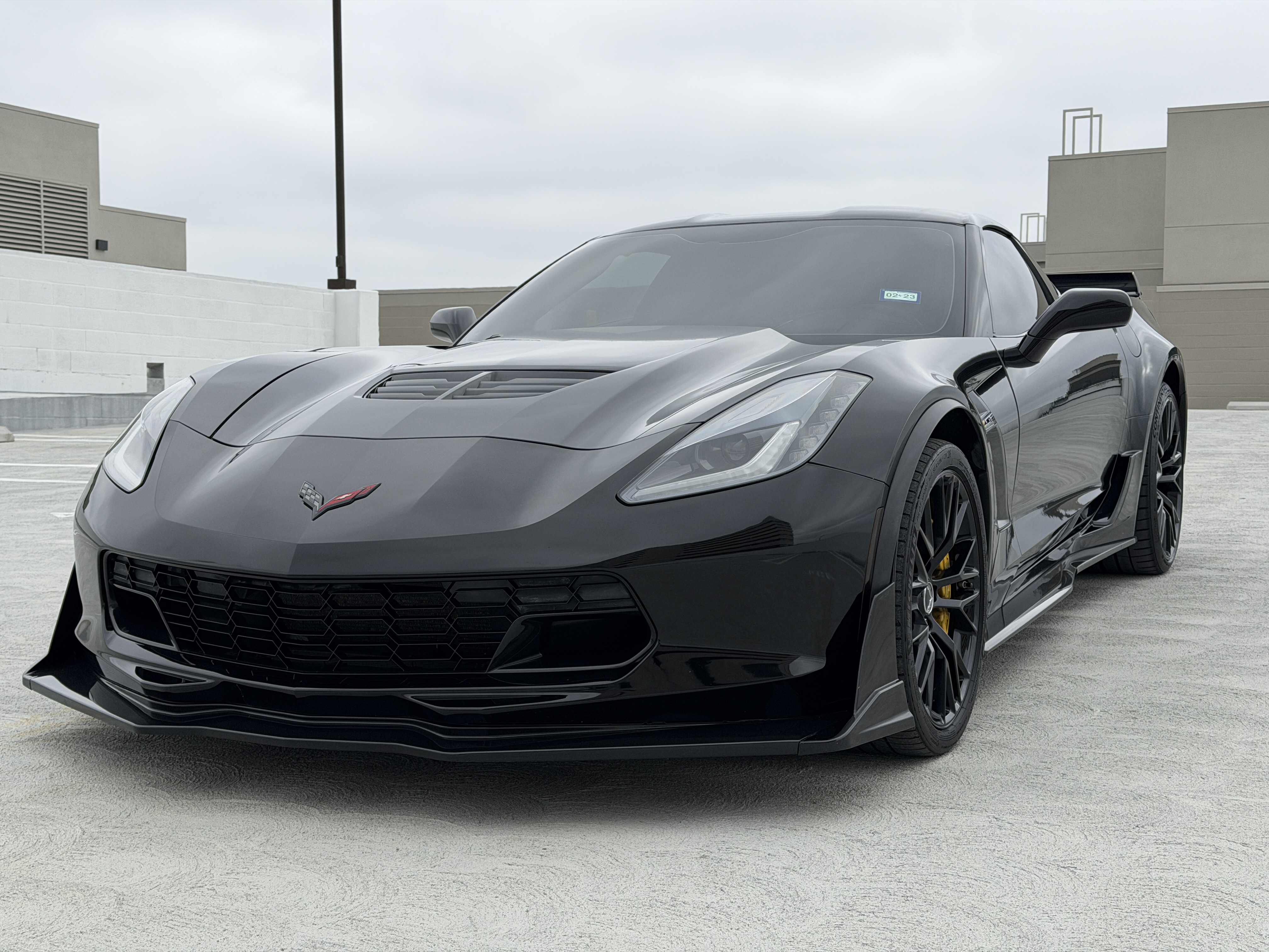 Used 2015 Chevrolet Corvette Z06 w/ 3LZ Preferred Equipment Group RWD image 1