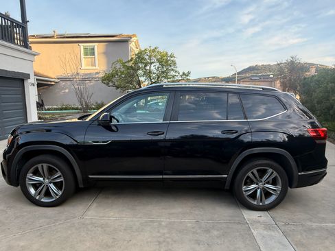 Used 2019 Volkswagen Atlas SEL R-Line image 8