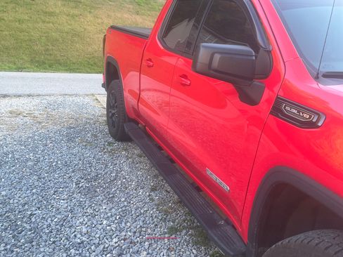 Used 2019 GMC Sierra 1500 Elevation w/ Elevation Value Package image 4