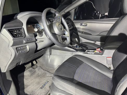 Used 2022 Nissan Leaf SV Plus image 9
