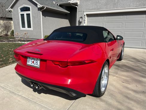 Used 2014 Jaguar F-TYPE Convertible 2D image 5