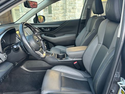 Used 2021 Subaru Outback Onyx Edition XT AWD/4WD image 8