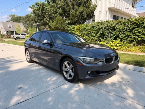 Used 2014 BMW 328i xDrive Sedan AWD/4WD image 10
