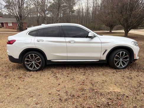 Used 2019 BMW X4 xDrive30i w/ Premium Package image 2