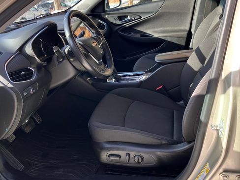 Used 2016 Chevrolet Malibu LT image 17