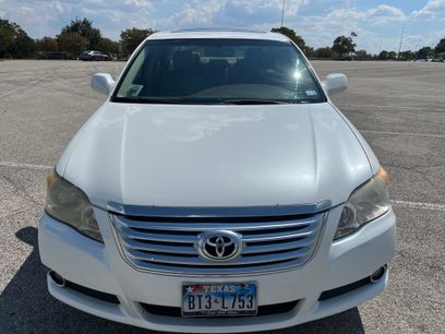 Used 2010 Toyota Avalon XLS