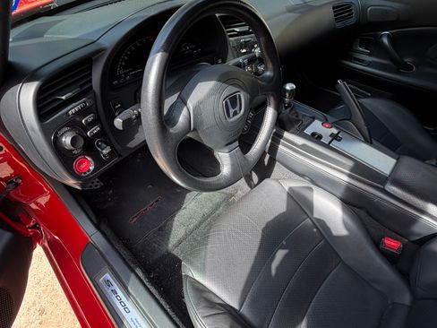 Used 2005 Honda S2000 image 8