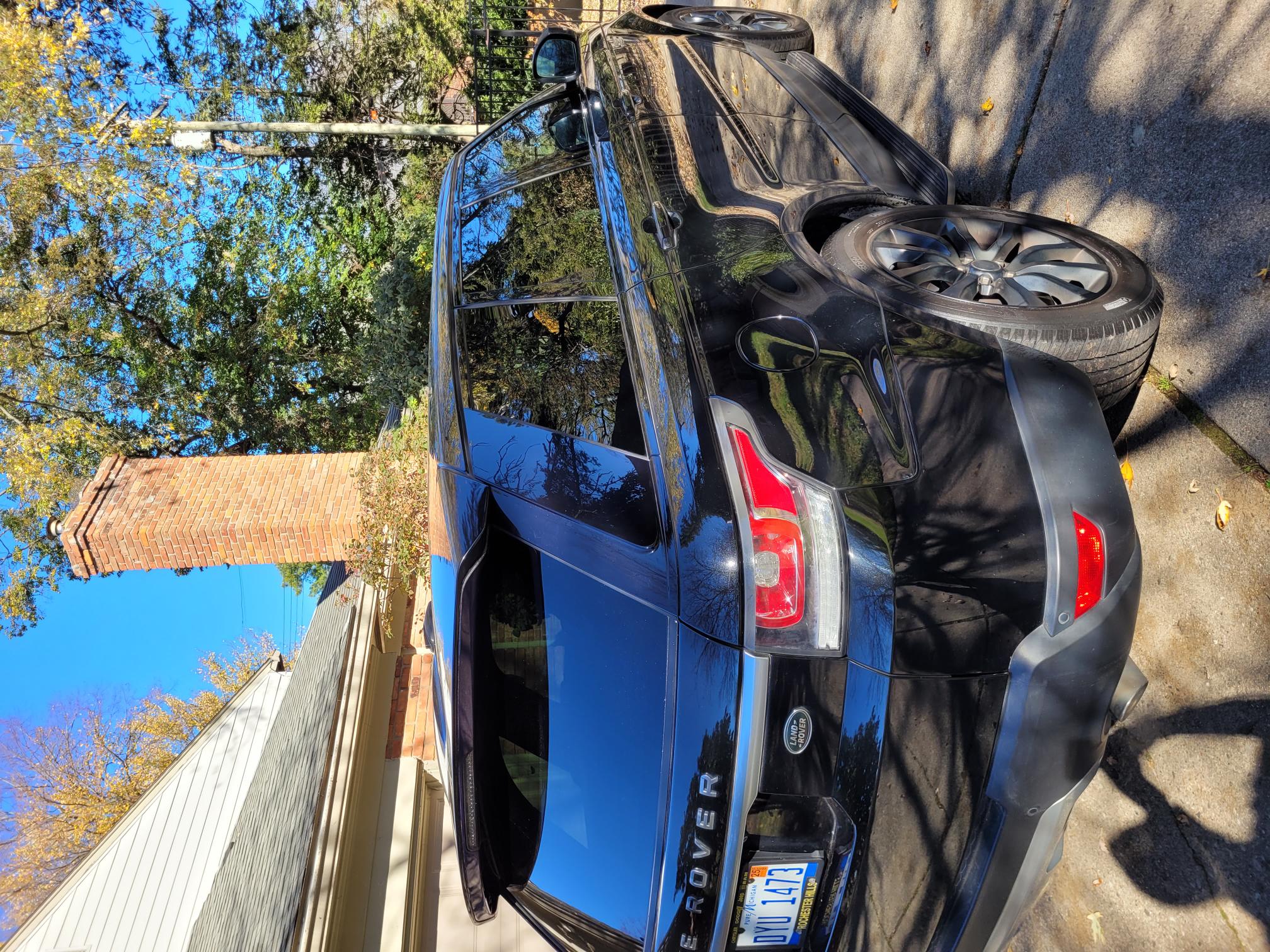 Used 2014 Land Rover Range Rover Sport HSE AWD/4WD image 15