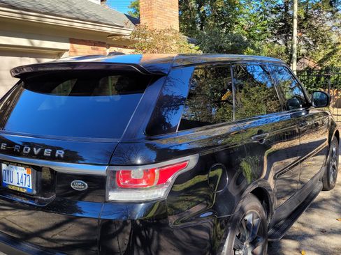 Used 2014 Land Rover Range Rover Sport HSE image 15