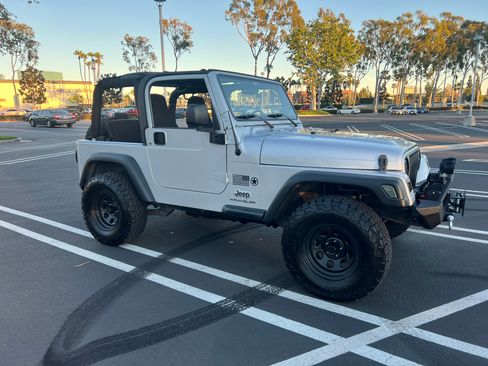 Used 2005 Jeep Wrangler Sport image 2