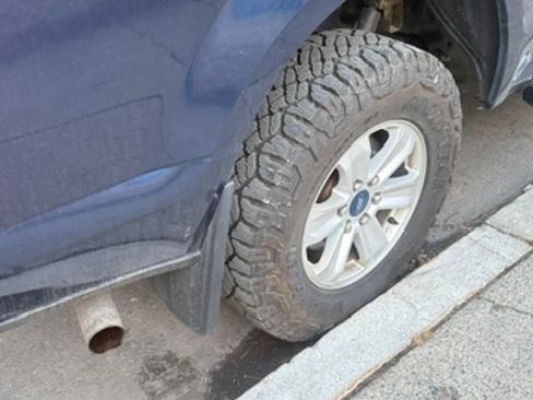 Used 2020 Ford F150 XL w/ Equipment Group 101A Mid image 2