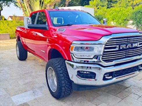 Used 2022 RAM 2500 Laramie w/ Chrome Appearance Group image 6