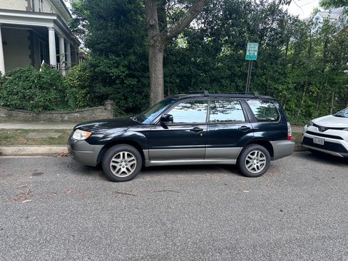 Used 2006 Subaru Forester 2.5X L.L. Bean AWD/4WD image 1