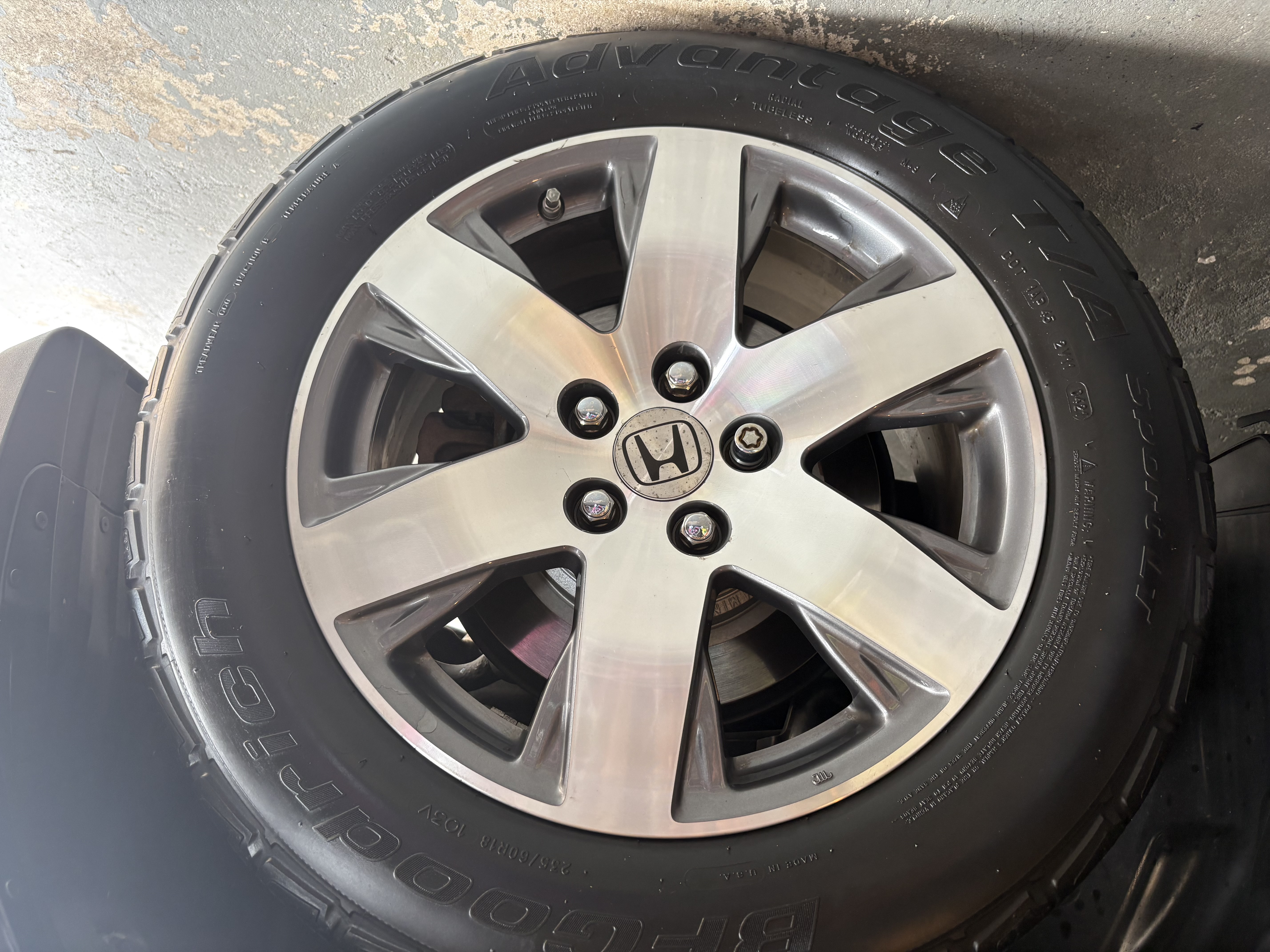 Used 2014 Honda Pilot Touring image 25