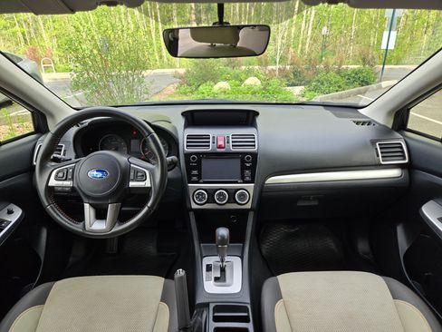 Used 2017 Subaru Crosstrek 2.0i Premium w/ Popular Package #2 AWD/4WD image 12