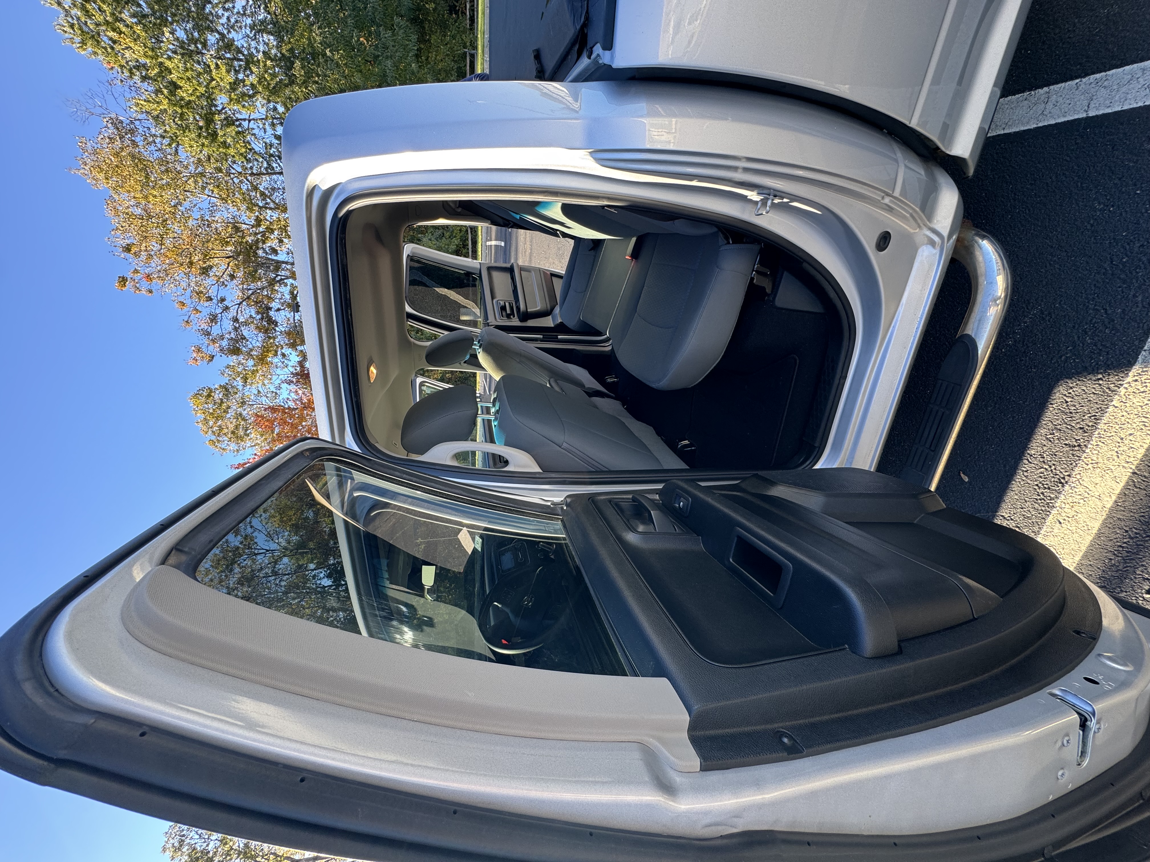 Used 2017 RAM 1500 Express AWD/4WD image 10