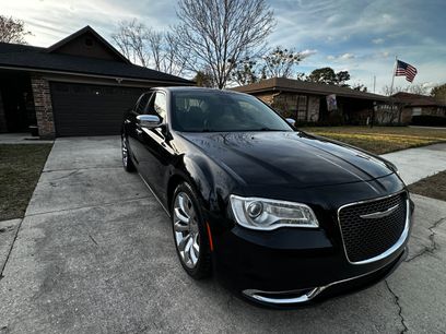Used 2017 Chrysler 300 C w/ Safetytec Plus Group