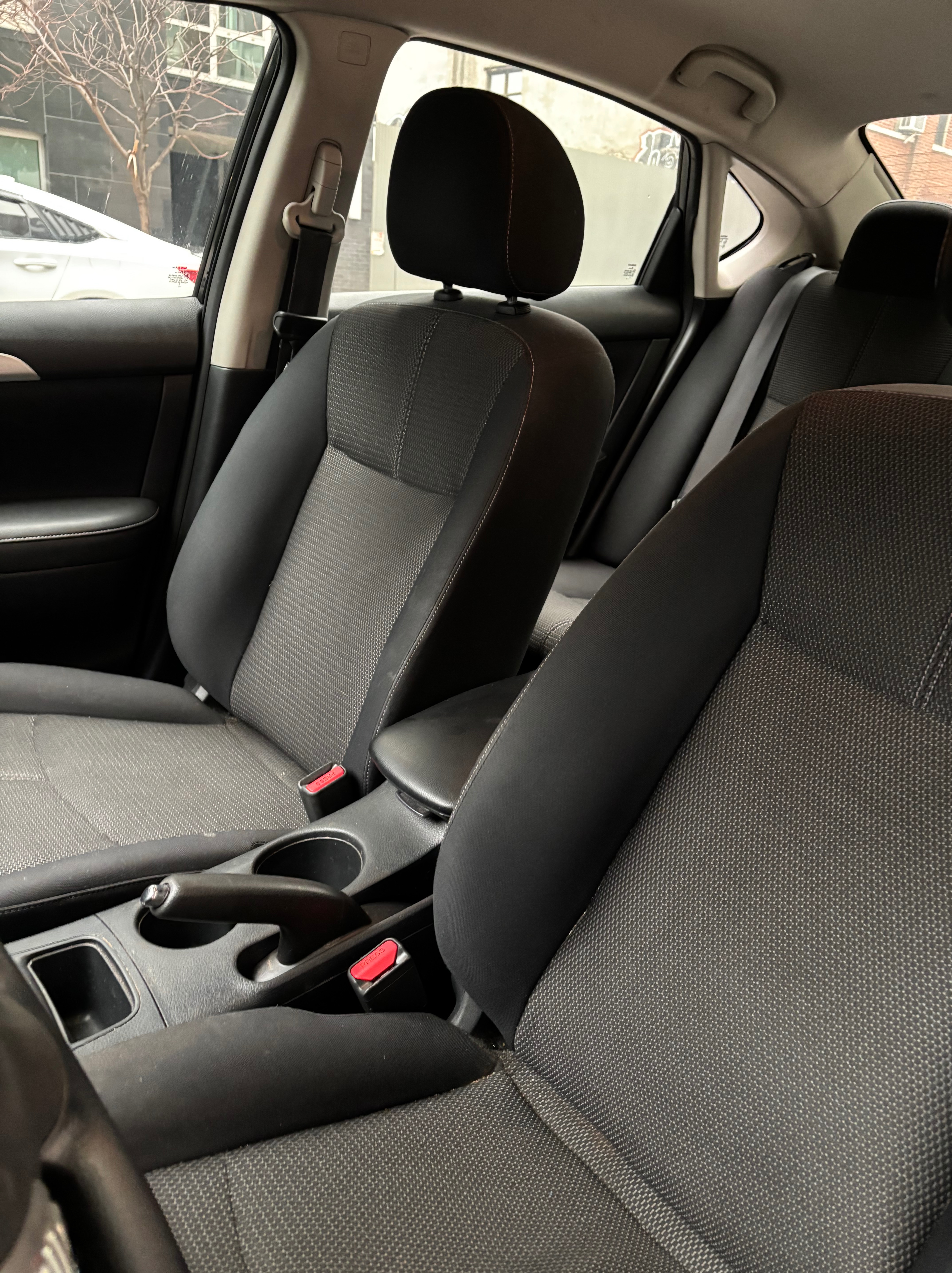 Used 2016 Nissan Sentra S FWD image 2