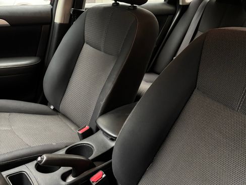 Used 2016 Nissan Sentra S FWD image 2