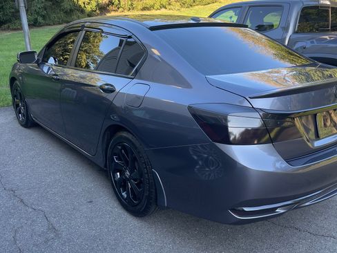 Used 2016 Honda Accord EX-L image 4